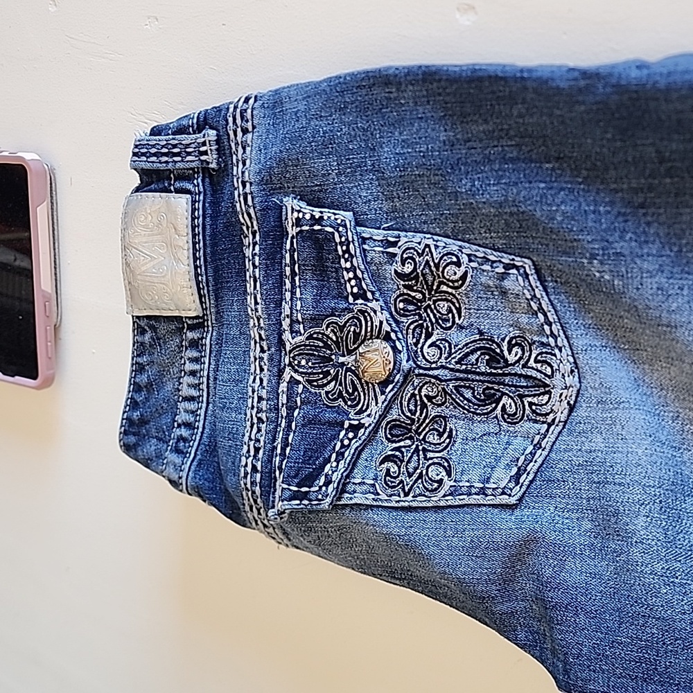 Maurices jeans